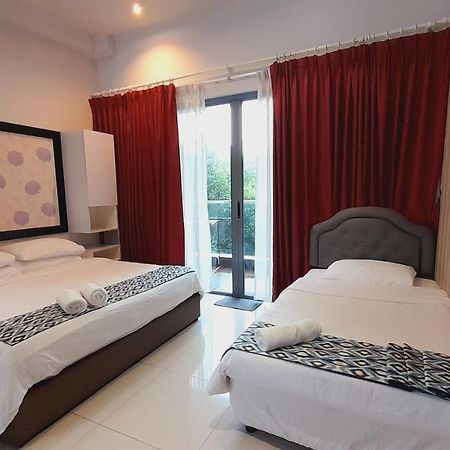 Bulan Guesthouse Imago Kota Kinabalu Kültér fotó