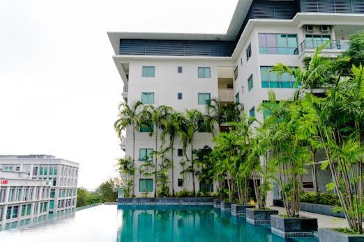 Bulan Guesthouse Imago Kota Kinabalu Kültér fotó